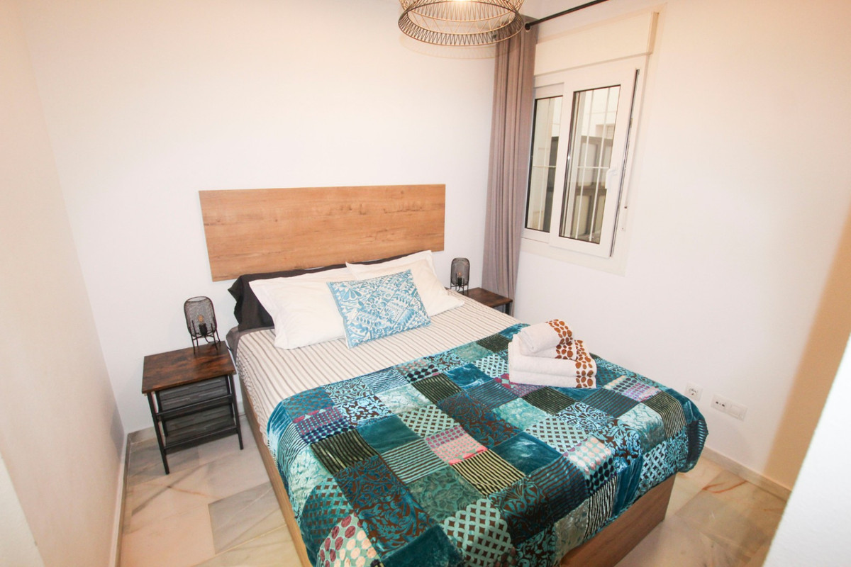 Se vende Apartamento Planta Media de 2 dormitorios en Costa Blanca, Alicante, España