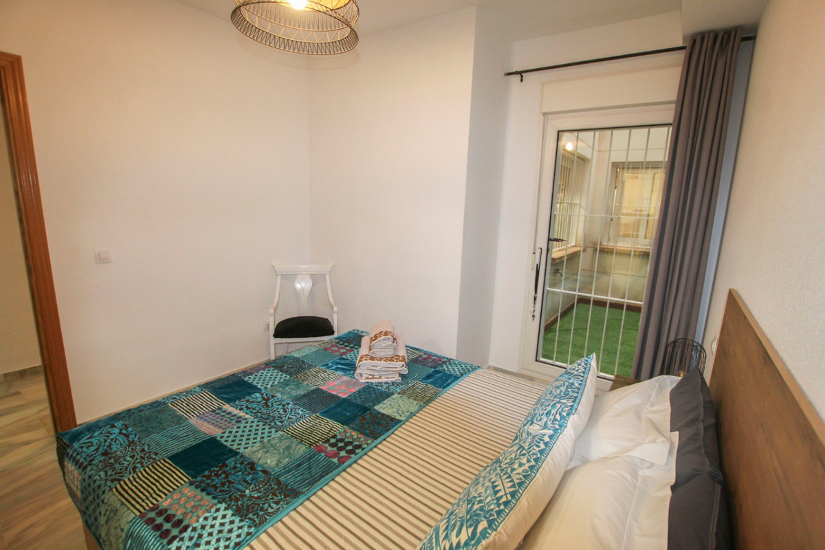 Se vende Apartamento Planta Media de 2 dormitorios en Costa Blanca, Alicante, España