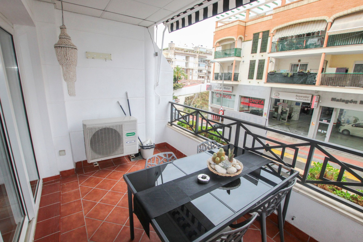 Se vende Apartamento Planta Media de 2 dormitorios en Costa Blanca, Alicante, España