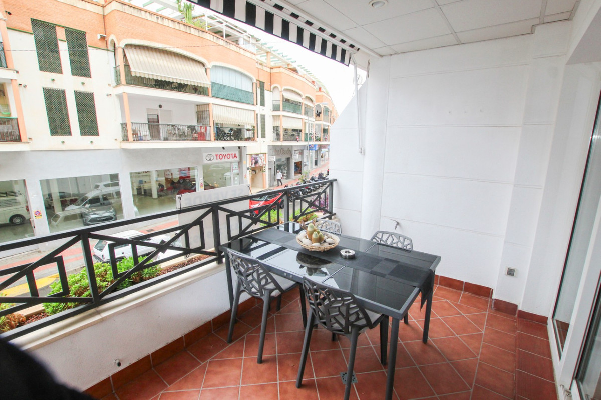 Se vende Apartamento Planta Media de 2 dormitorios en Costa Blanca, Alicante, España