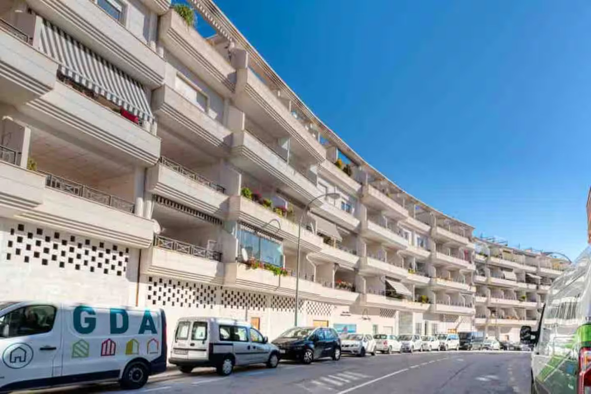 Se vende Apartamento Planta Media de 2 dormitorios en Costa Blanca, Alicante, España