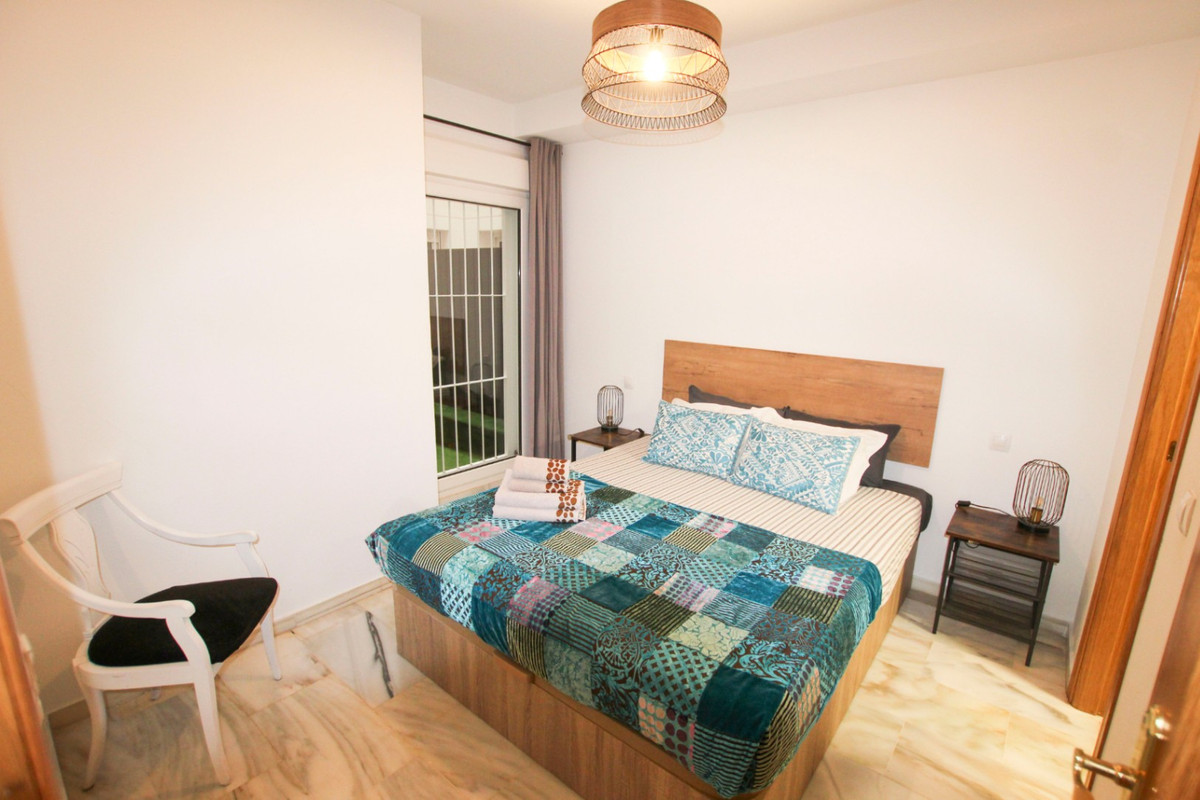 Se vende Apartamento Planta Media de 2 dormitorios en Costa Blanca, Alicante, España