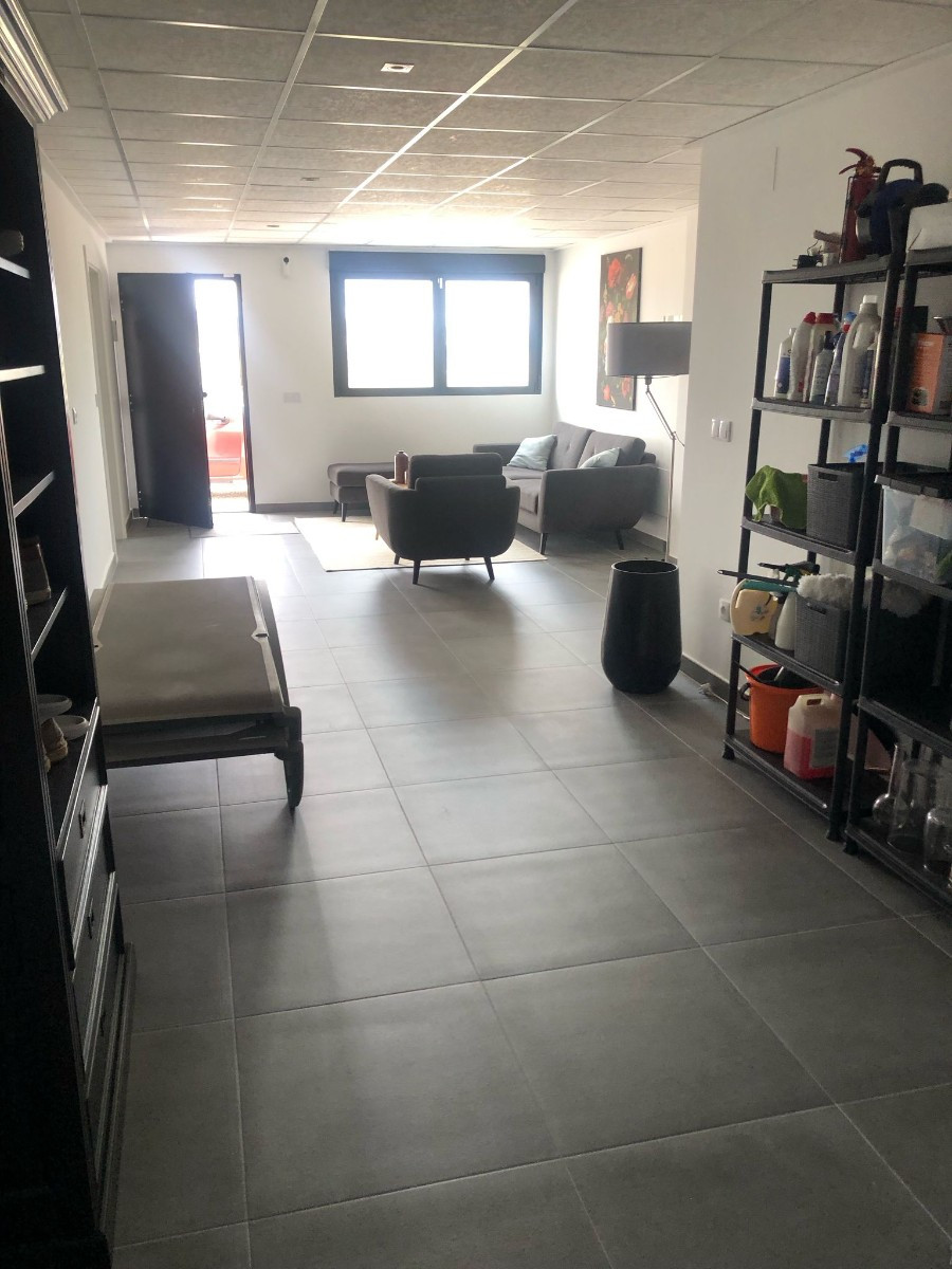 Se vende Villa - Chalet de 5 dormitorios en Costa Blanca, Alicante, España
