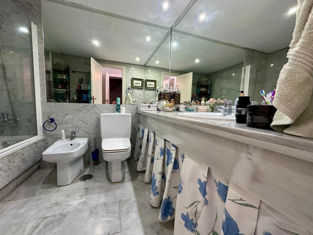 Se vende Adosada de 4 dormitorios en Costa Del Sol, Málaga, España