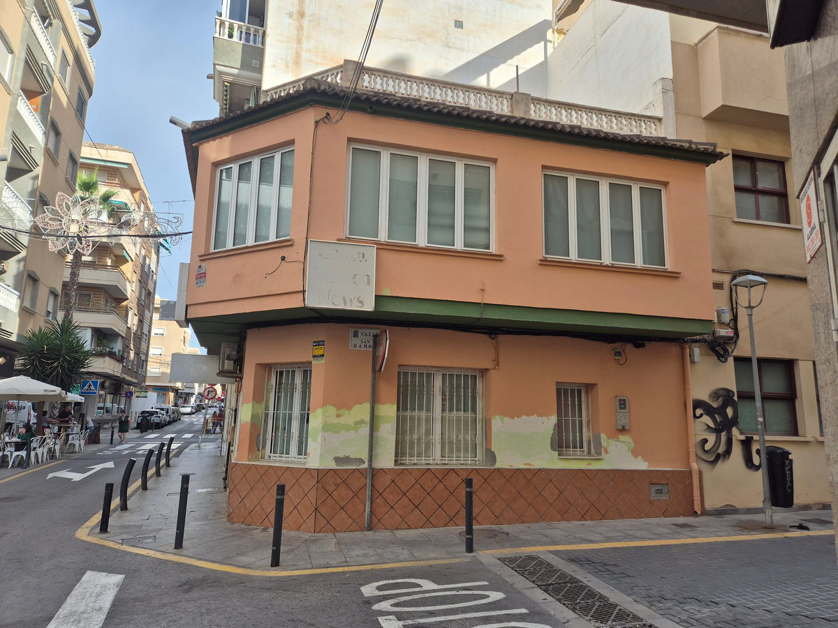 2 Bed Townhouse for sale in Torrevieja Costa Blanca, Alicante, Spain