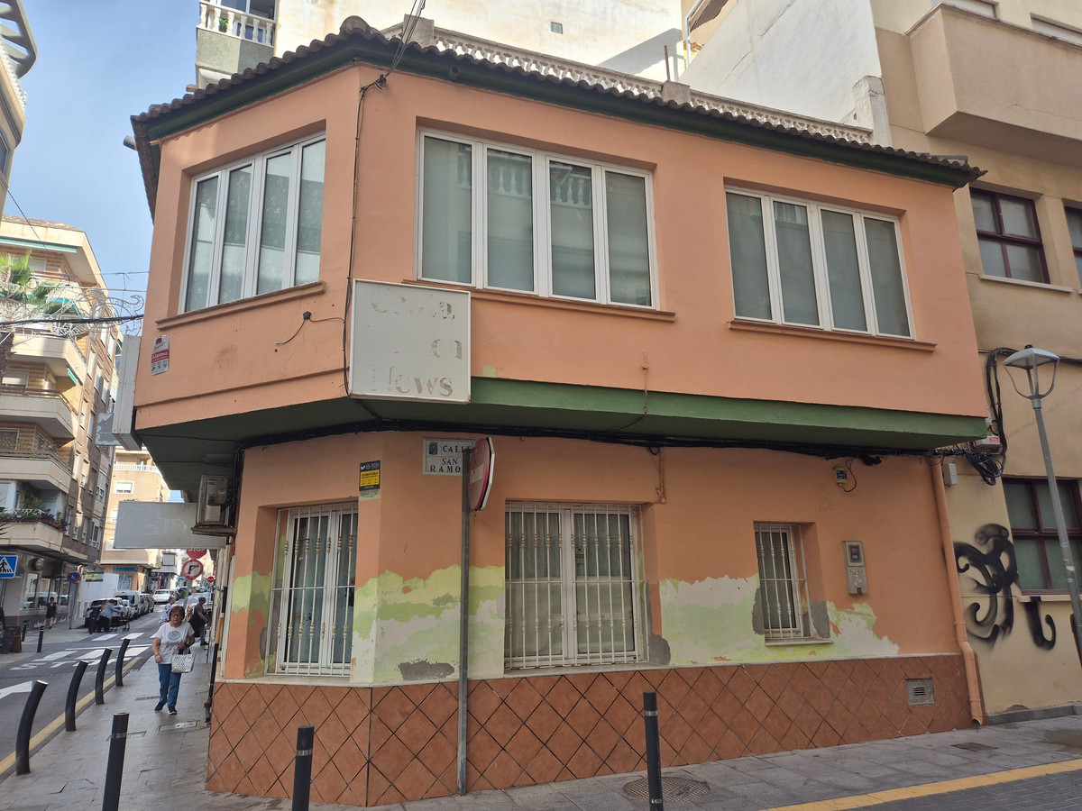 2 Bed Townhouse for sale in Torrevieja Costa Blanca, Alicante, Spain