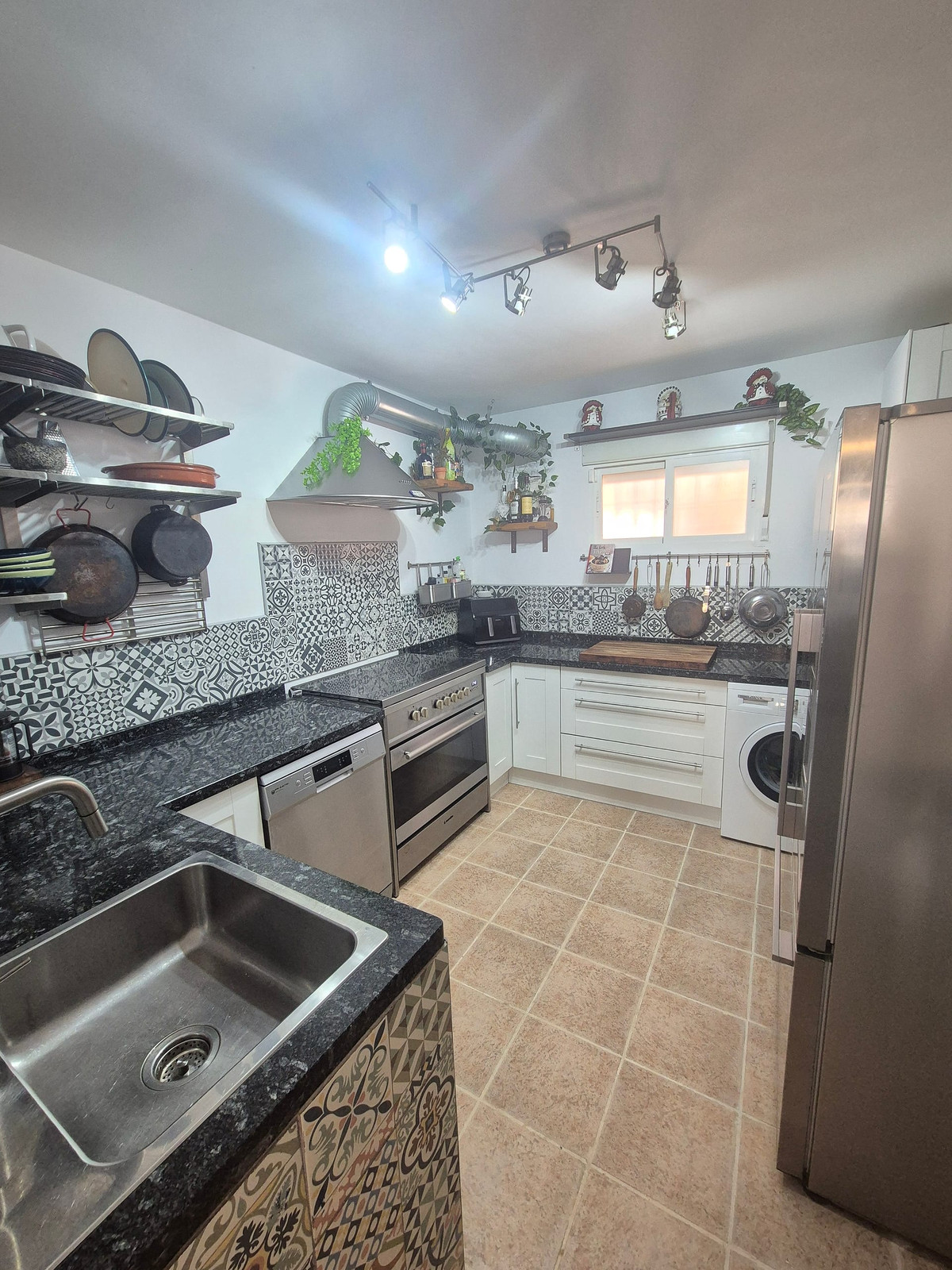 5 Bed Townhouse for sale in San Miguel De Salinas Costa Blanca, Alicante, Spain
