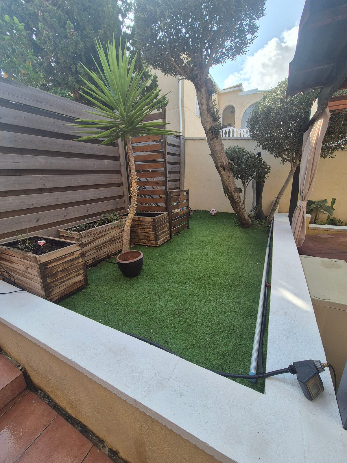5 Bed Townhouse for sale in San Miguel De Salinas Costa Blanca, Alicante, Spain