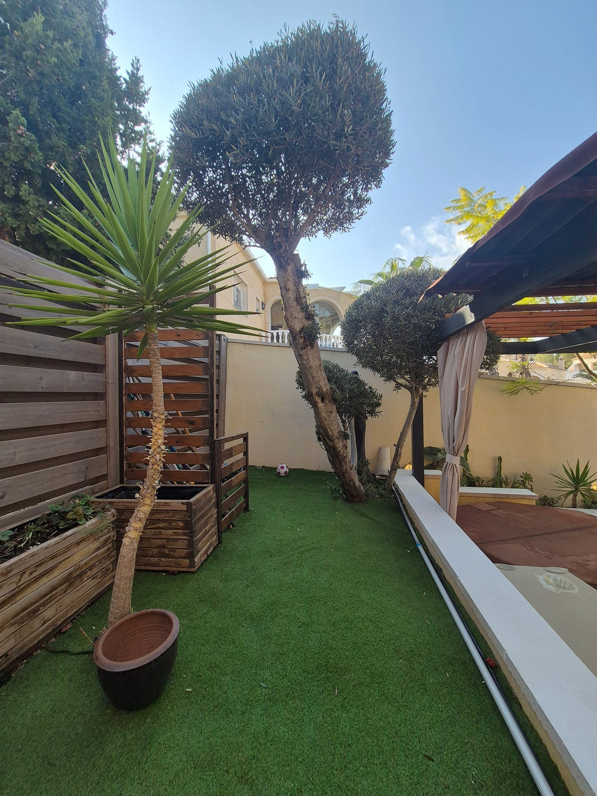 5 Bed Townhouse for sale in San Miguel De Salinas Costa Blanca, Alicante, Spain