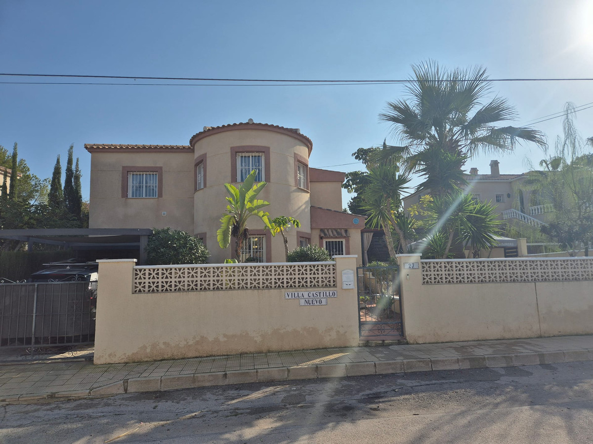 5 Bed Townhouse for sale in San Miguel De Salinas Costa Blanca, Alicante, Spain