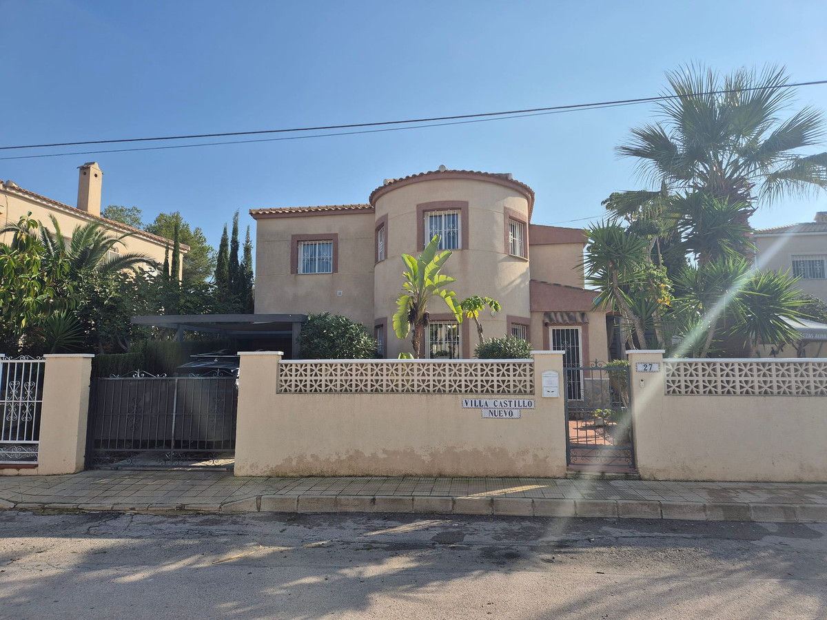5 Bed Townhouse for sale in San Miguel De Salinas Costa Blanca, Alicante, Spain