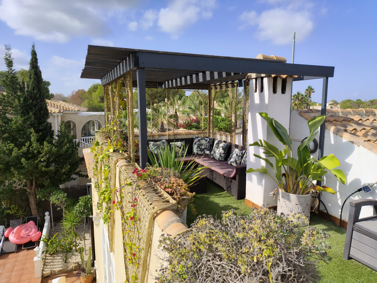 5 Bed Townhouse for sale in San Miguel De Salinas Costa Blanca, Alicante, Spain