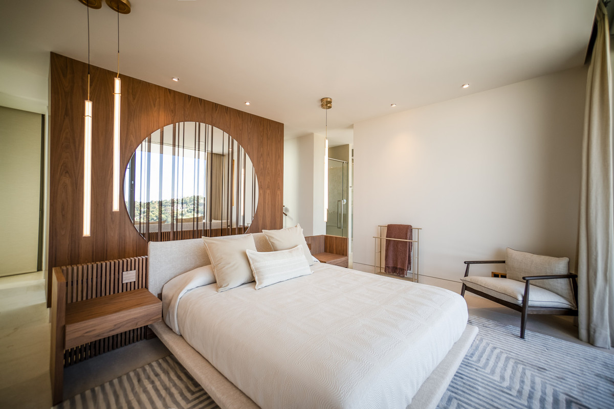 Se vende Villa - Chalet de 5 dormitorios en Costa Del Sol, Málaga, España