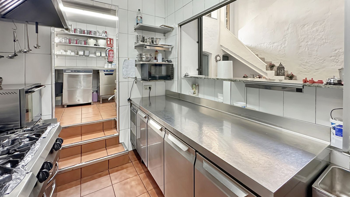 Se vende Restaurante de 4 dormitorios en Costa Del Sol, Málaga, España