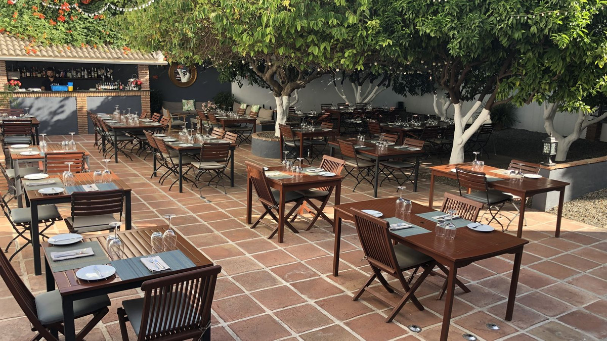 Se vende Restaurante de 4 dormitorios en Costa Del Sol, Málaga, España