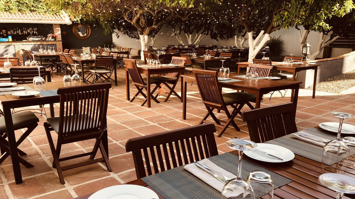 Se vende Restaurante de 4 dormitorios en Costa Del Sol, Málaga, España