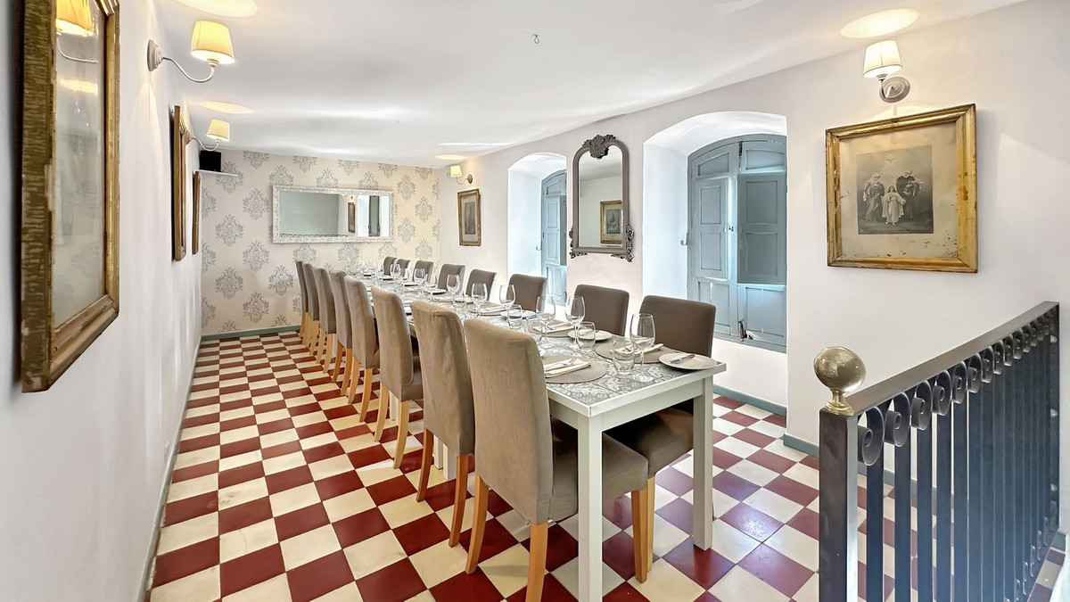 Se vende Restaurante de 4 dormitorios en Costa Del Sol, Málaga, España