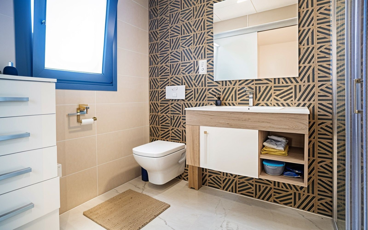 2 Bed Apartment for sale in Los Altos Costa Blanca, Alicante, Spain