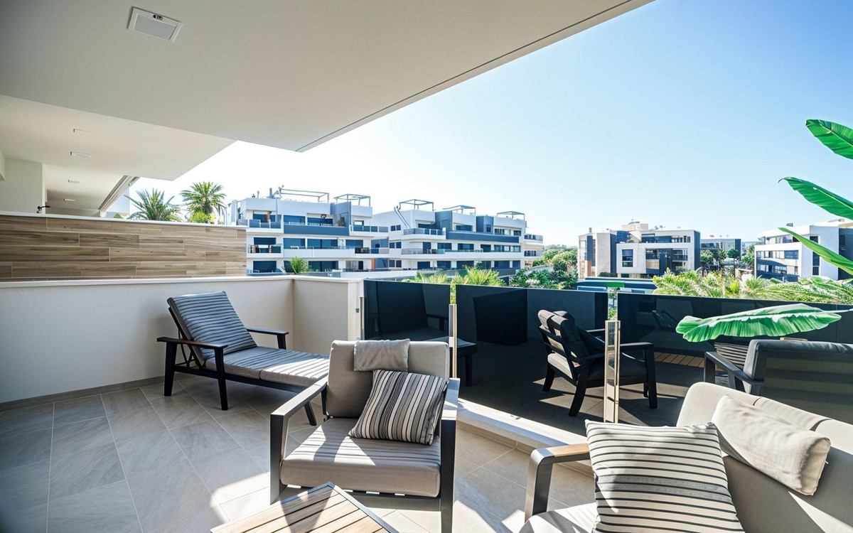 2 Bed Apartment for sale in Los Altos Costa Blanca, Alicante, Spain