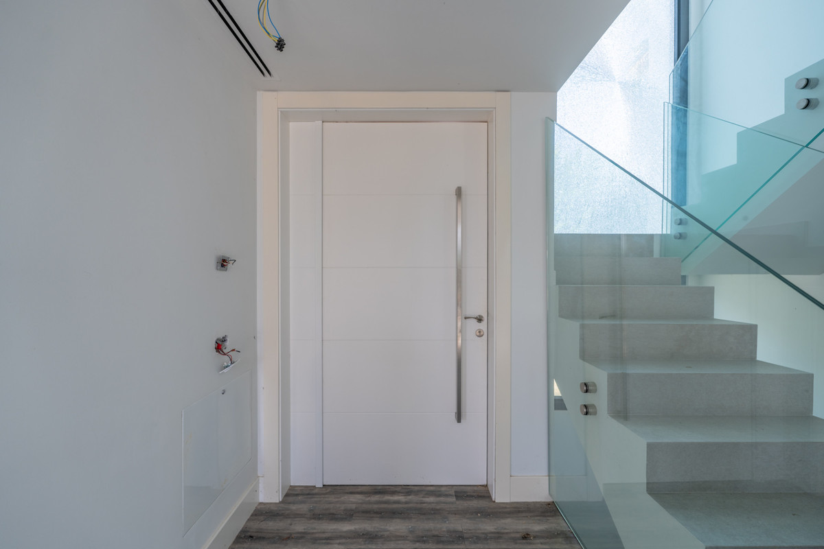 Se vende Villa - Chalet de 3 dormitorios en Costa Del Sol, Málaga, España