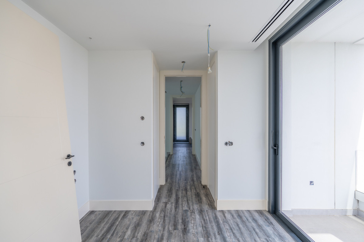 Se vende Villa - Chalet de 3 dormitorios en Costa Del Sol, Málaga, España