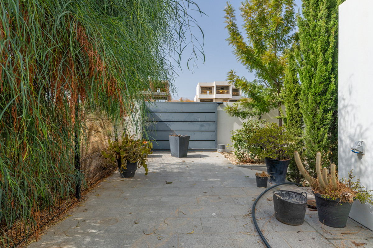 Se vende Villa - Chalet de 3 dormitorios en Costa Del Sol, Málaga, España