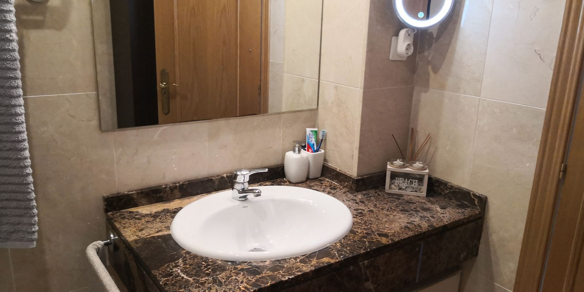 1 Bed Apartment for sale in Benalmadena Costa Costa Del Sol, Málaga, Spain
