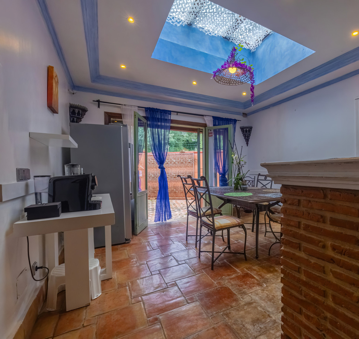 5 Bed Townhouse for sale in Nueva Andalucía Costa Del Sol, Málaga, Spain
