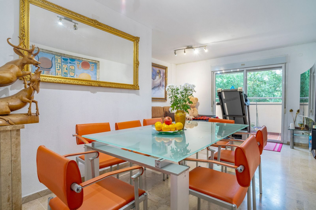 3 Bed Apartment for sale in Fuengirola Costa Del Sol, Málaga, Spain