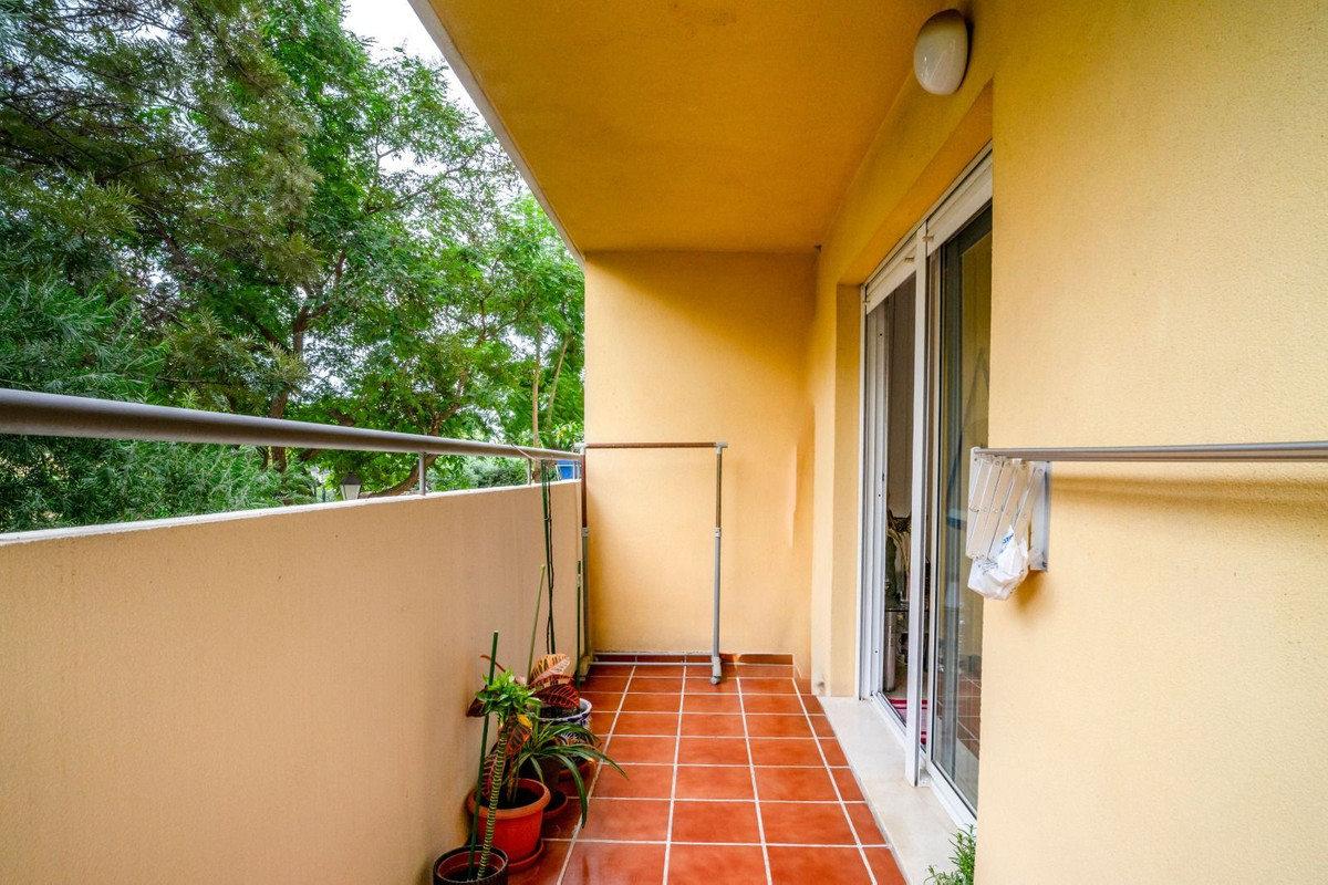 3 Bed Apartment for sale in Fuengirola Costa Del Sol, Málaga, Spain