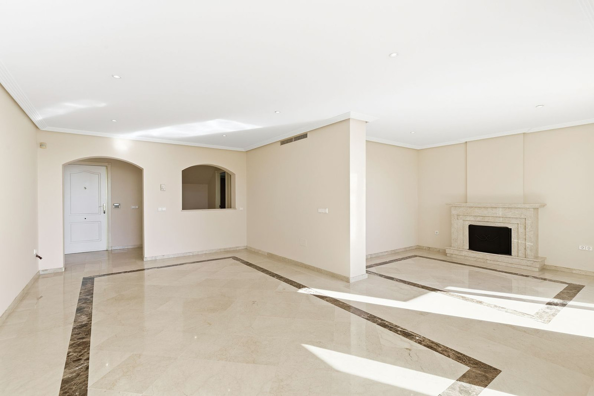 Se vende Ático Dúplex de 4 dormitorios en Costa Del Sol, Málaga, España