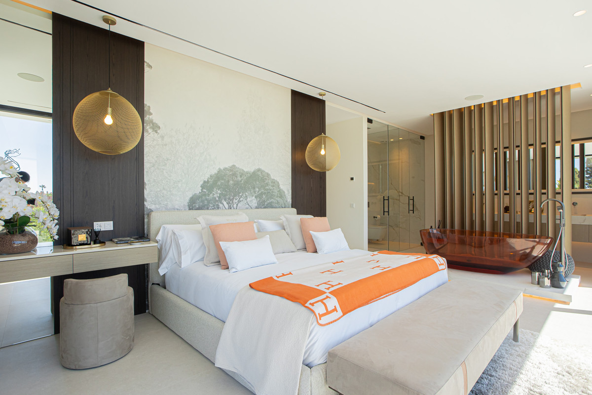 Se vende Villa - Chalet de 6 dormitorios en Costa Del Sol, Málaga, España