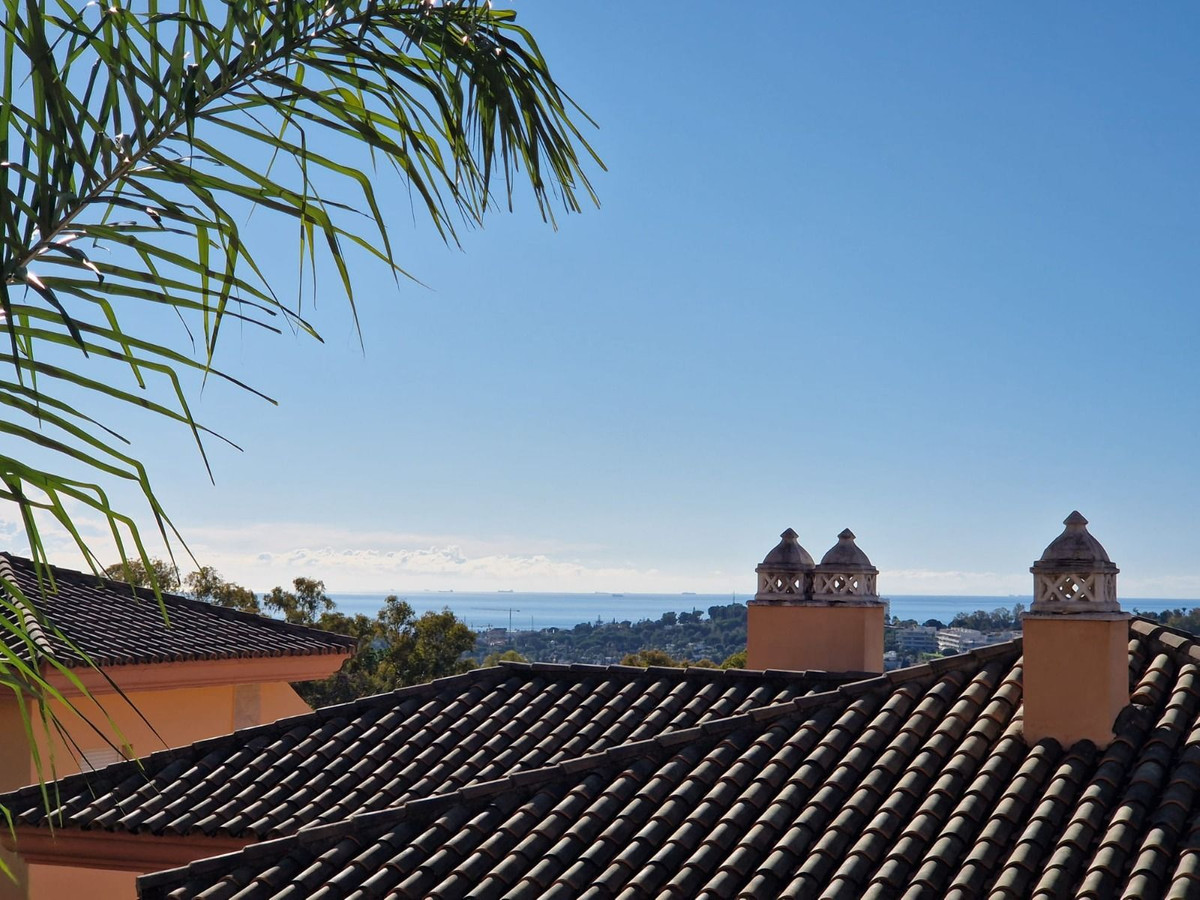 2 Bed Apartment for sale in Marbella Costa Del Sol, Málaga, Spain