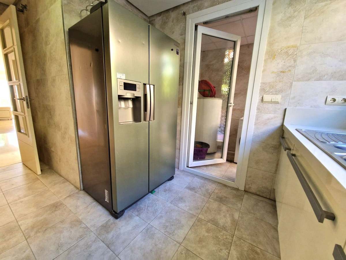 2 Bed Apartment for sale in Marbella Costa Del Sol, Málaga, Spain