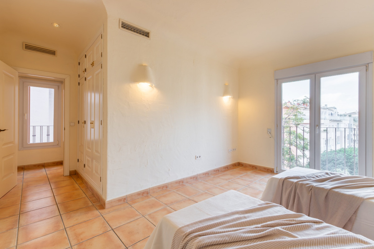 Se vende Apartamento Planta Baja de 3 dormitorios en Costa Blanca, Alicante, España