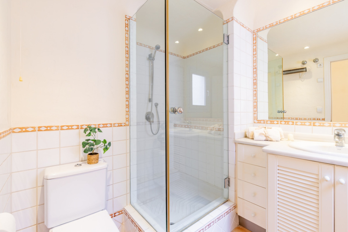 Se vende Apartamento Planta Baja de 3 dormitorios en Costa Blanca, Alicante, España
