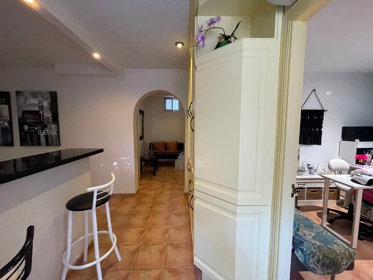 Se vende Villa - Chalet de 5 dormitorios en Costa Blanca, Alicante, España