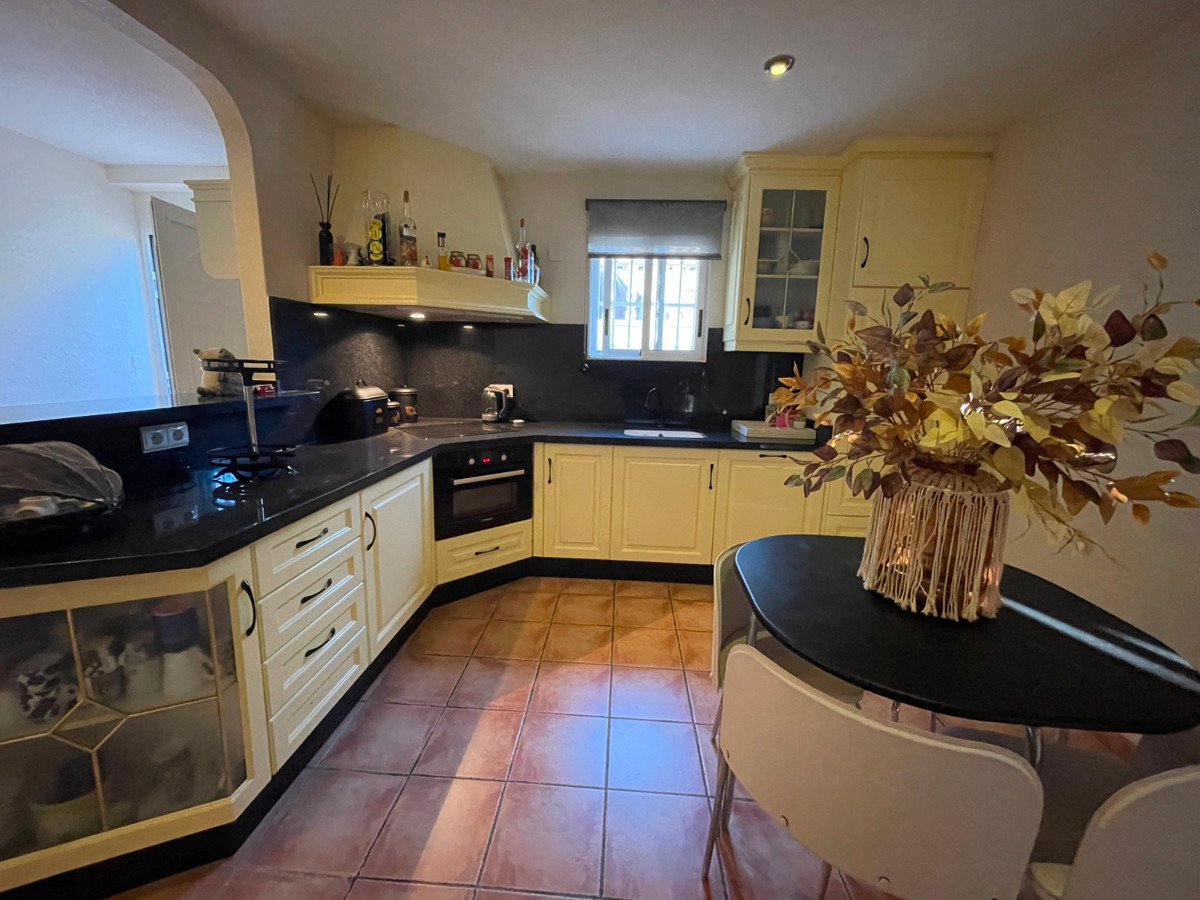 Se vende Villa - Chalet de 5 dormitorios en Costa Blanca, Alicante, España