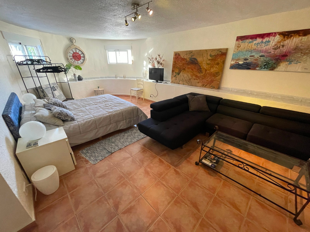 Se vende Villa - Chalet de 5 dormitorios en Costa Blanca, Alicante, España