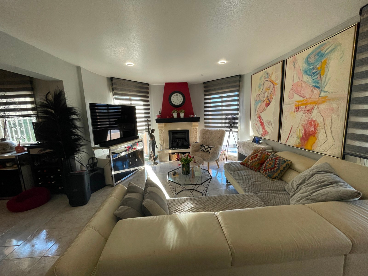 Se vende Villa - Chalet de 5 dormitorios en Costa Blanca, Alicante, España