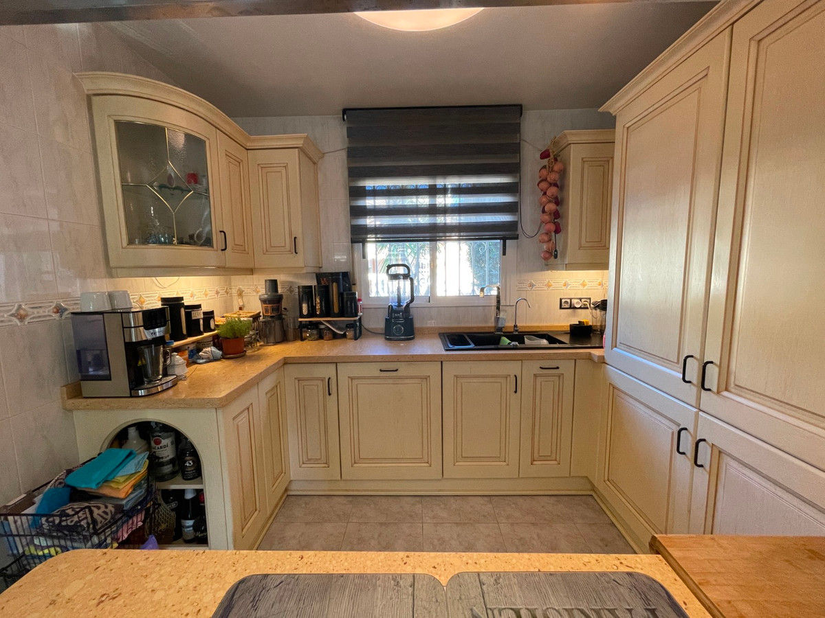 Se vende Villa - Chalet de 5 dormitorios en Costa Blanca, Alicante, España