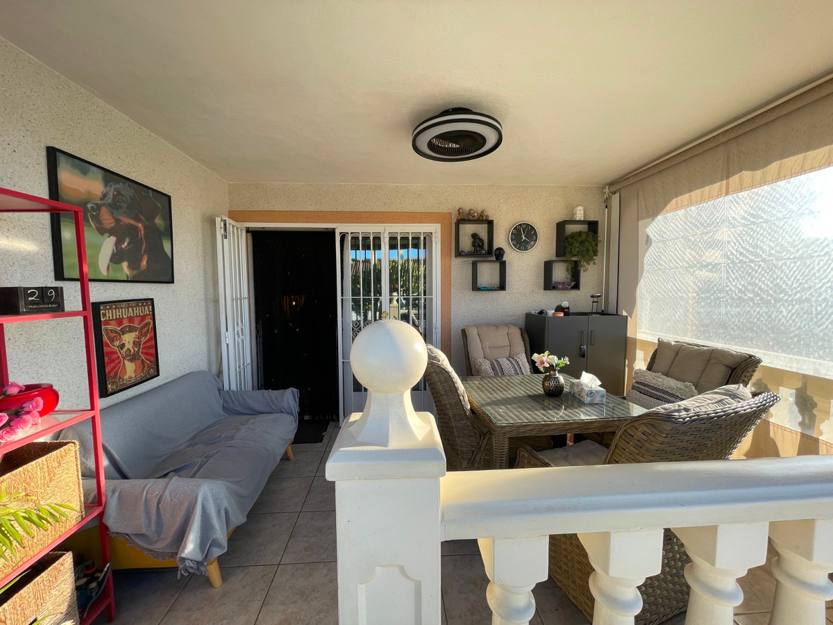 Se vende Villa - Chalet de 5 dormitorios en Costa Blanca, Alicante, España