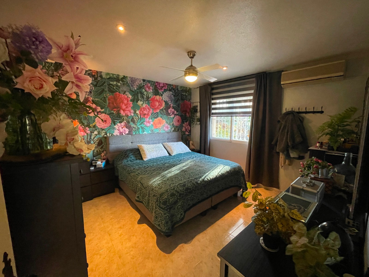Se vende Villa - Chalet de 5 dormitorios en Costa Blanca, Alicante, España