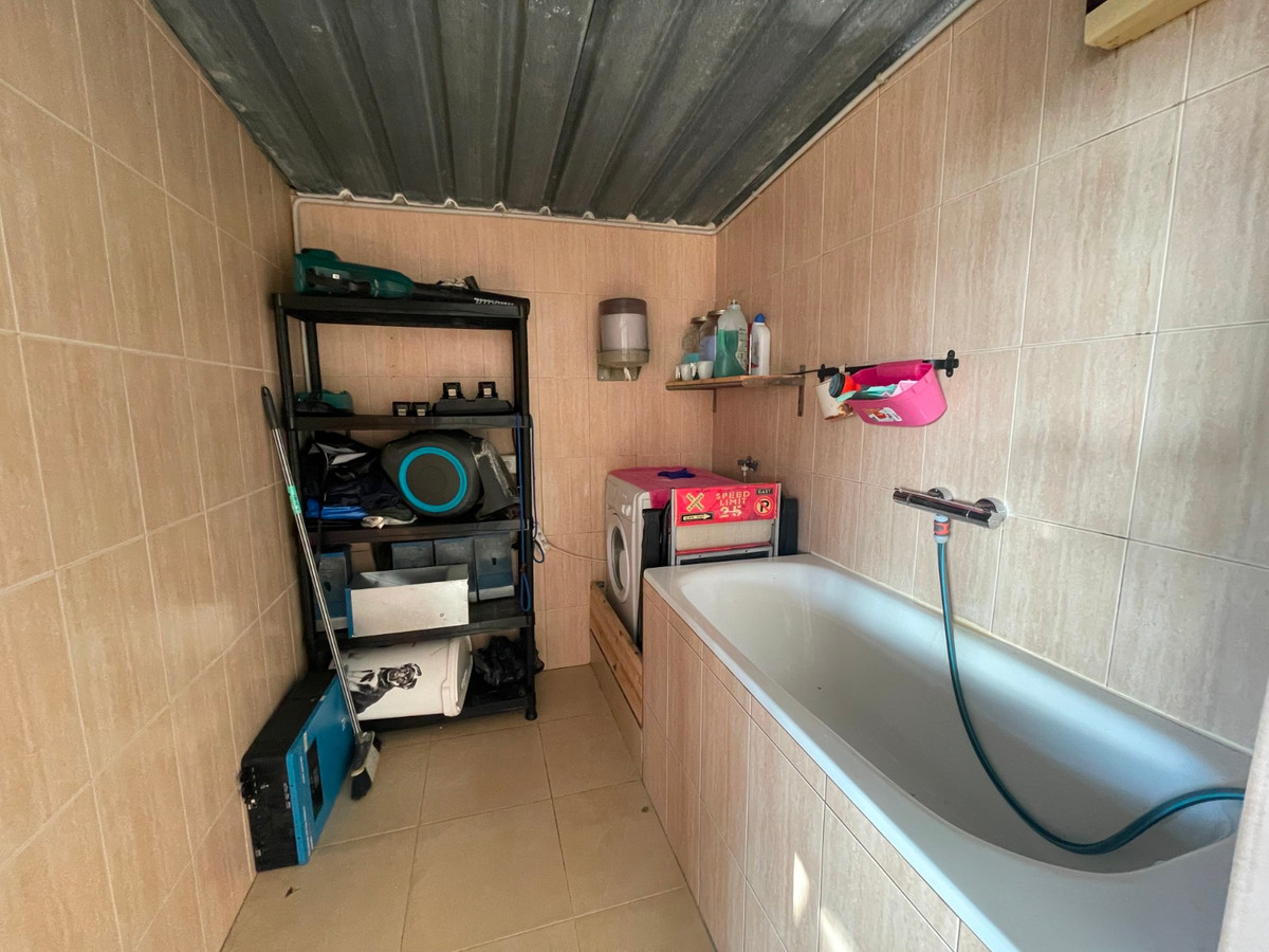 Se vende Finca - Cortijo de 1 dormitorios en Costa Blanca, Alicante, España