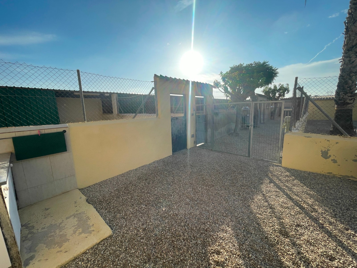 Se vende Finca - Cortijo de 1 dormitorios en Costa Blanca, Alicante, España