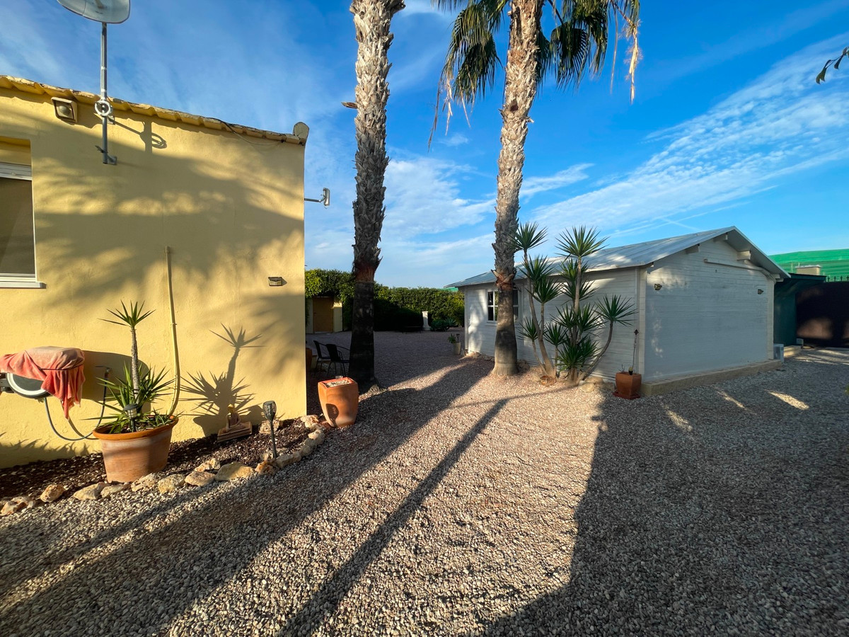 Se vende Finca - Cortijo de 1 dormitorios en Costa Blanca, Alicante, España