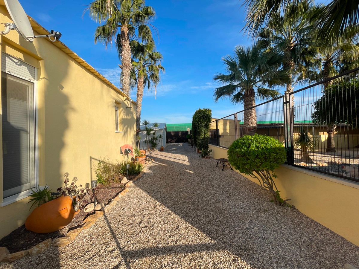 Se vende Finca - Cortijo de 1 dormitorios en Costa Blanca, Alicante, España