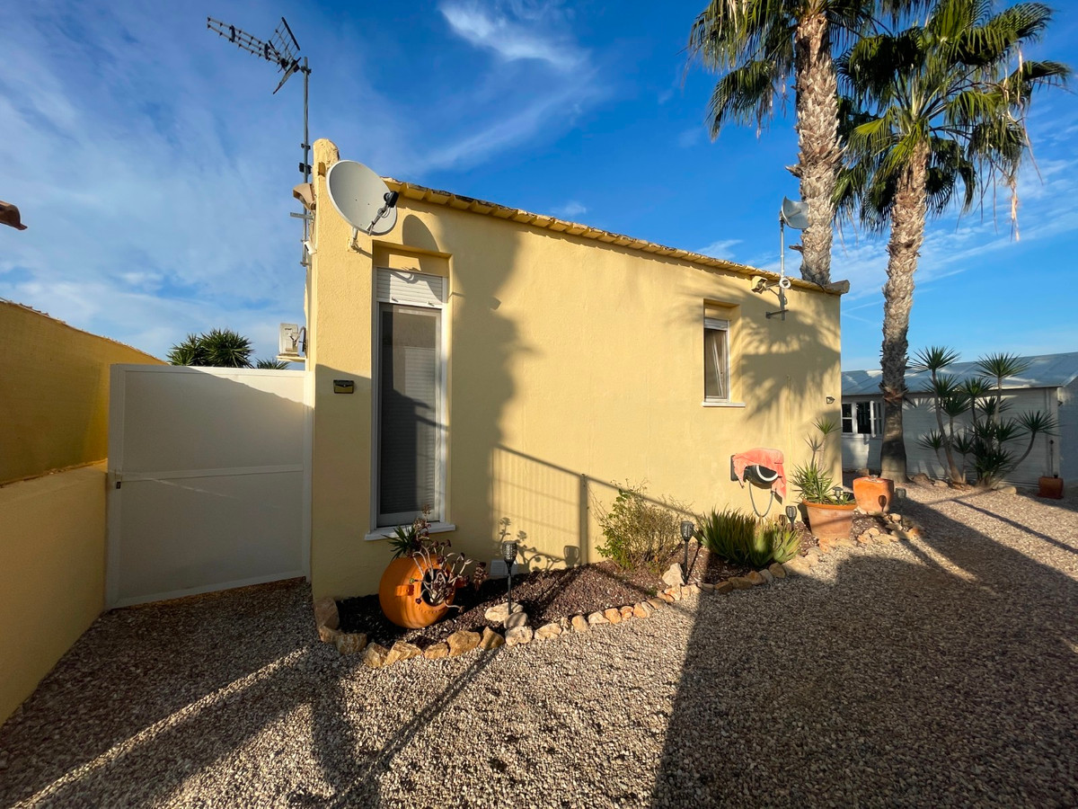 Se vende Finca - Cortijo de 1 dormitorios en Costa Blanca, Alicante, España