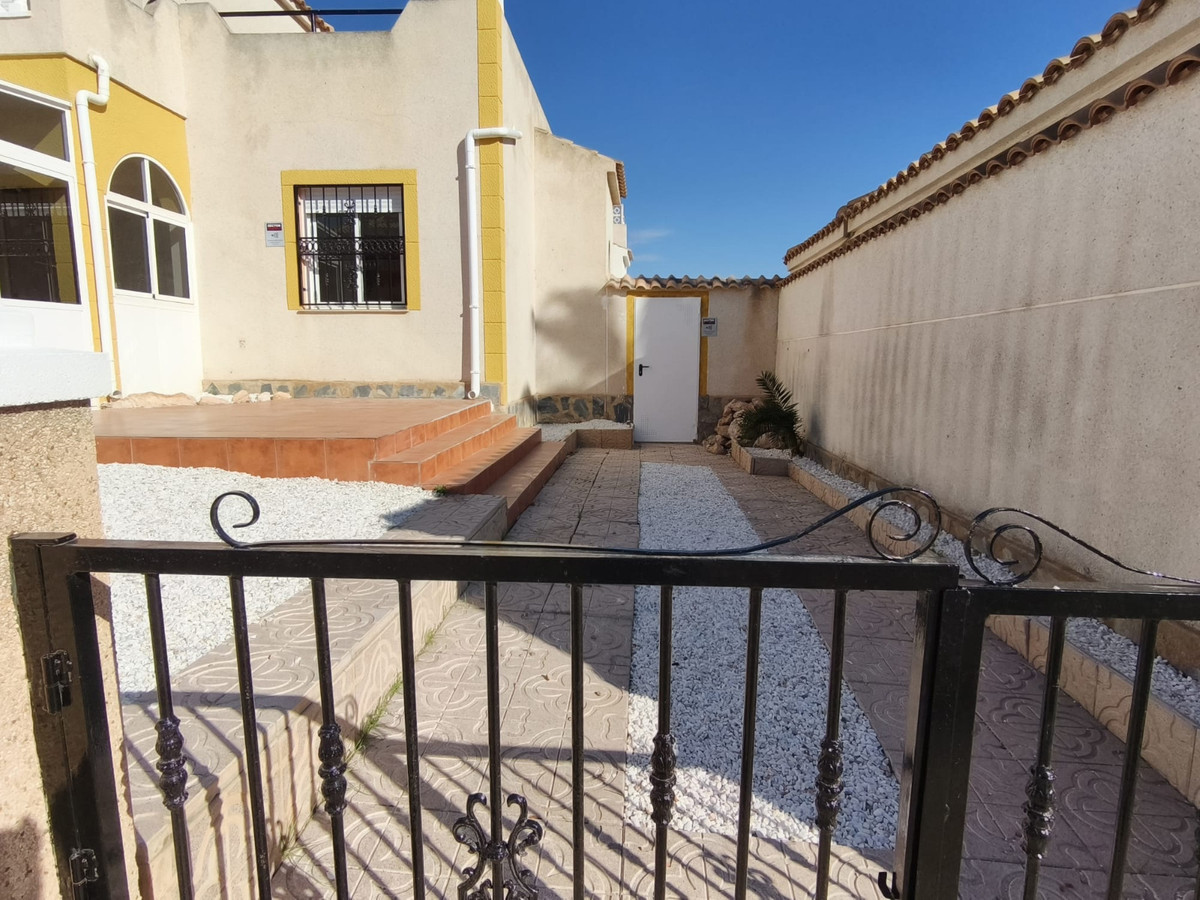 3 Bed Townhouse for sale in Punta Prima Costa Blanca, Alicante, Spain