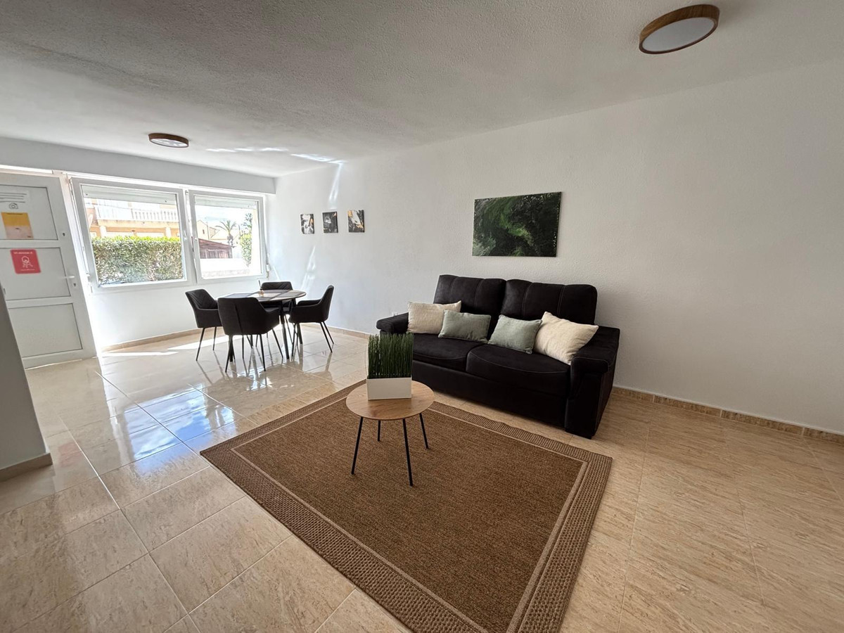 Se vende Apartamento Planta Media de 1 dormitorios en Costa Blanca, Alicante, España